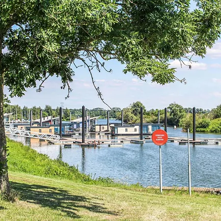 船屋 Amazing Ship In Ohe & Laak With Wifi