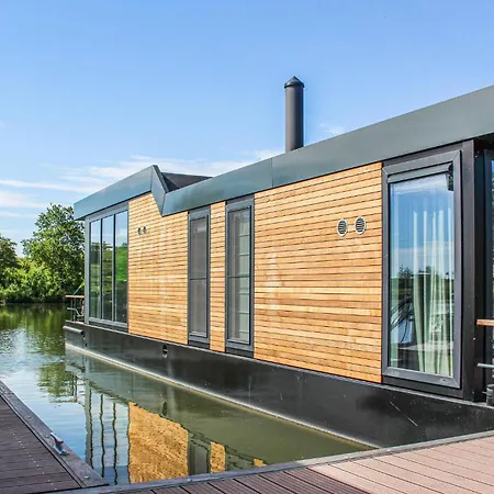 보트호텔 Gorgeous Ship In Ohe Laak With Kitchen *